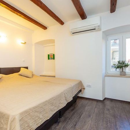 City Wall'S Studio Apartment Дубровник Экстерьер фото