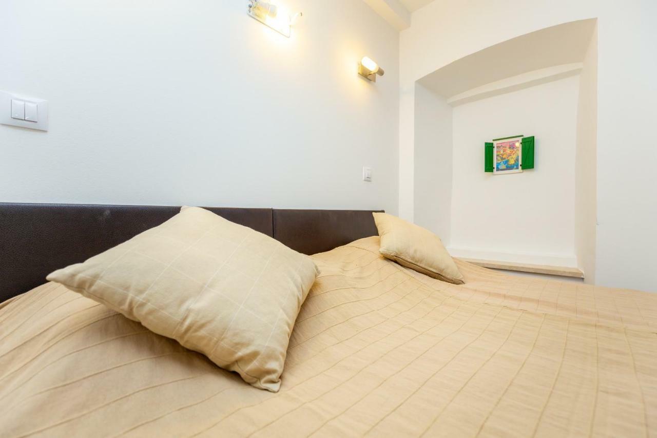 City Wall'S Studio Apartment Дубровник Экстерьер фото